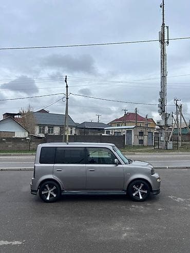 yamaha мото: Toyota bB: 2004 г., 1.3 л, Автомат, Бензин, Минивэн — 5