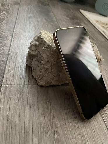 cmf buds pro 2 бишкек: IPhone (серия Pro) в цвете Gold - Корпус из нержавеющей стали с — 4