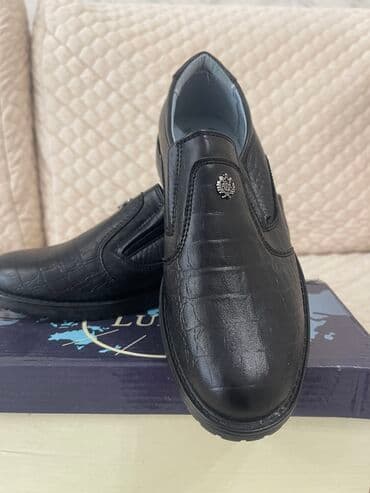 кроксы крокс crocs: Мужские туфли, 32, Новый, цвет - Черный, Самовывоз — 1