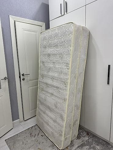 bed: Спальный матрас, Односпальный, Пружинный, Другой тип, Матрасы средней жесткости — 1