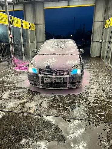 matiz 2006: Opel Vectra: 2004 г., Механика, Бензин, Седан — 1