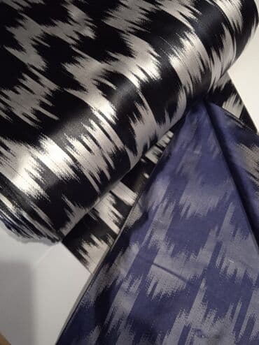 намазники цена: Продаю атлас узбекский, фабричный. Рулон 60м, ширина 65см. Цена — 3