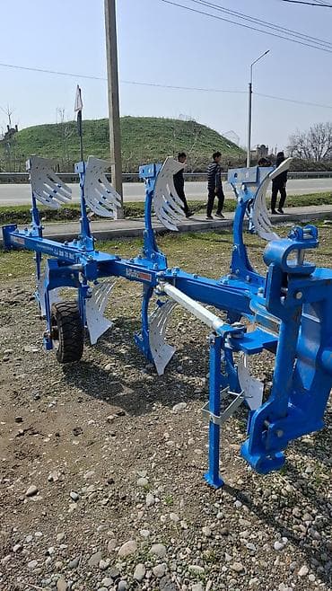 пакет катушка: Навесной оборотный плуг, 4-корпусный - Конструкция: оборотный — 1