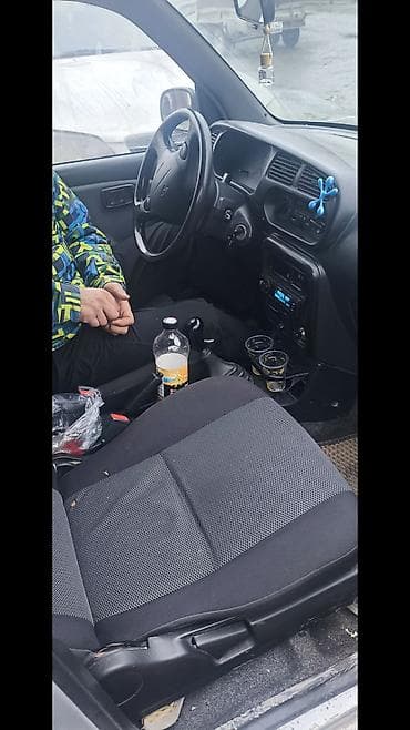 fort focus: Toyota Duet: 2002 г., 1 л, Механика, Бензин, Хэтчбэк — 5