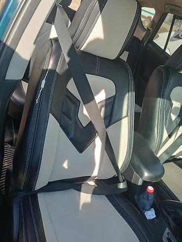 автомобильные сиденья бу: Чехлы Экокожа, С подушкой, цвет - Бежевый, BMW, Б/у, Самовывоз — 4