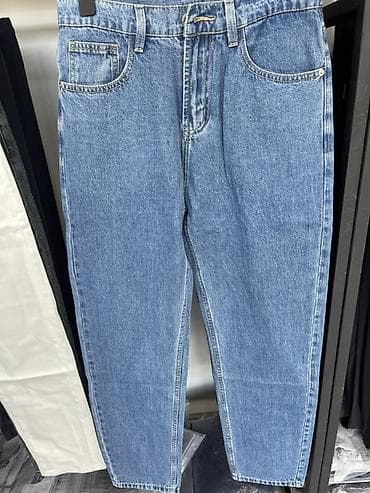 Джинсы из классического голубого денима - Прямой крой с умеренно