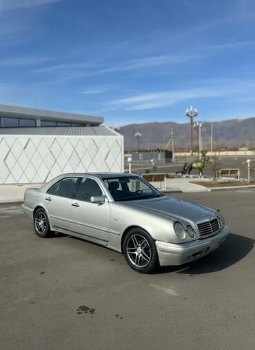 обмен на авто с доплатой: Mercedes-Benz E-Class: 1998 г., 3.2 л, Автомат, Бензиновая, Седан — 2