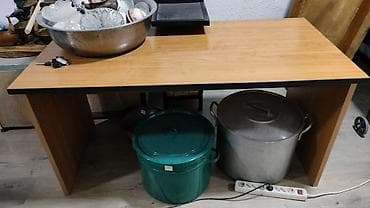 Азык-түлүктөр: Кеңсе үчүн үстөл, Колдонулган, Жөндөлбөй турган, түсү - Күрөң, Тик бурчтуу, ЛДСП, Өзү алып кетүү — 1