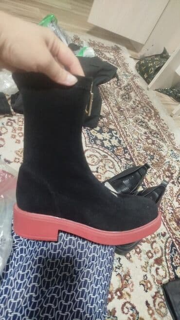 Прокат одежды: Женские ботинки/полусапоги - Цвет верха: черный - Материал верха — 1