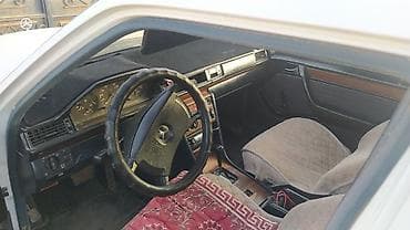 бензанасос w220: Mercedes-Benz W124: 1988 г., 2.3 л, Ручные, Бензин, Седан — 5