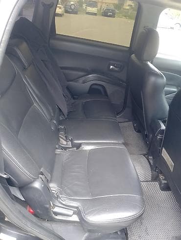 Mitsubishi Outlander: 2008 г., 3 л, Автомат, Бензин, Кроссовер — 6