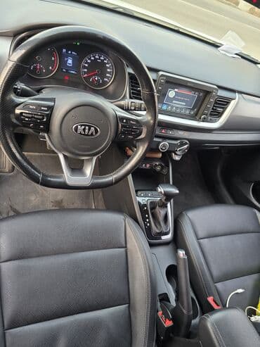 киа стоник 2018: Kia Stonic: 2018 г., 1.6 л, Робот, Дизель, Хэтчбэк — 10