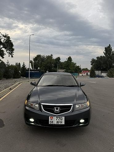 Унаа: Honda Accord: 2002 г., Автомат, Бензин, Седан — 1