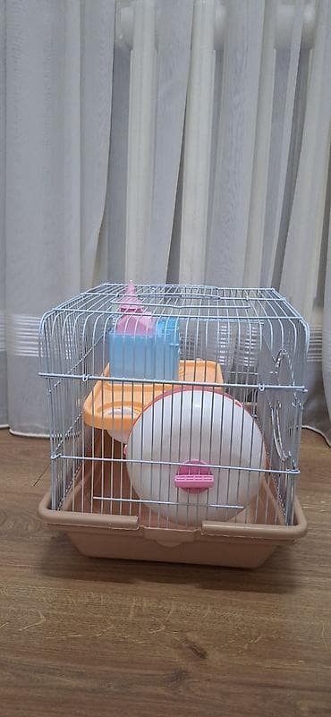 Клетка для хомячков 36x27 в хорошем состоянии, б/у, за подробностями в