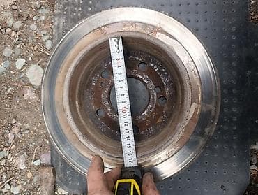 Тормоз системалары: Тормозной барабан (легковой автомобиль) на 5 болтов . стоял на мерсе — 5