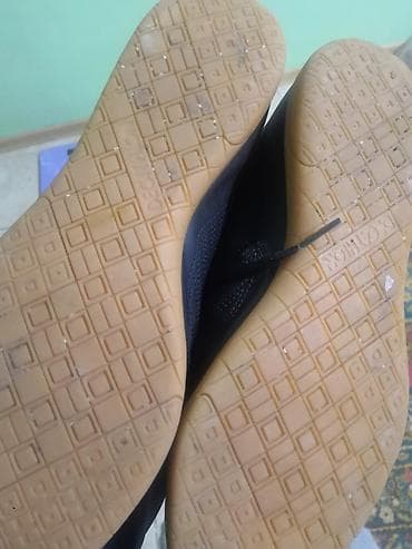 обувь для футбола: Футзальные кроссовки/бутсы для зала европа новые и форма на мальчика — 3