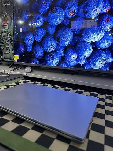 honor view 20: Для учебы, Б/у, Intel Core i3 — 4