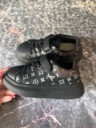 антиварусная детская обувь: Продаю ботосы на мальчика в идеальном состоянии, с ортопедической — 1