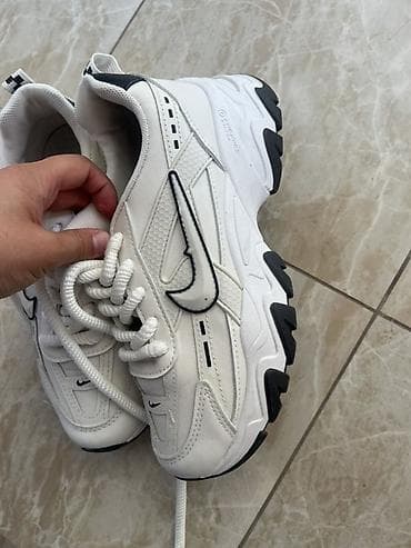 nike tech flece: Белые кроссовки с массивной подошвой - Цвет: белый с черными — 3