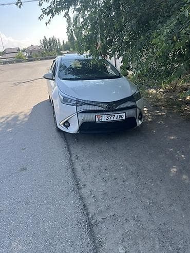стоп 221: Toyota Corolla: 2018 г., 1.8 л, Автомат, Гибрид, Седан — 2