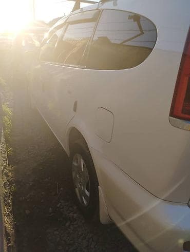 mazda 626 2002: Honda Stream: 2002 г., Автомат, Бензин, Минивэн — 8