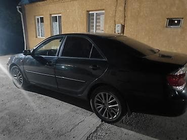 Toyota Camry: 2003 г., 2.4 л, Механика, Бензин, Седан — 4