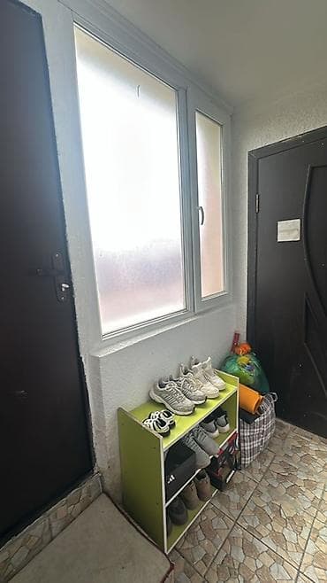 средний низкий: 1 комната, 42 м², 106 серия улучшенная, Цокольный этаж этаж, Косметический ремонт — 6