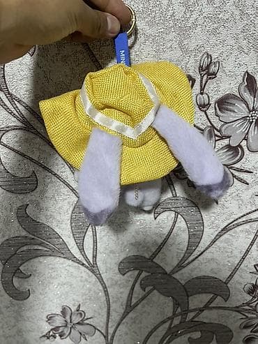 зайчи: Брелок-игрушка MINISO «Зайчик в шляпе» - Милый зайчик с мягким — 3