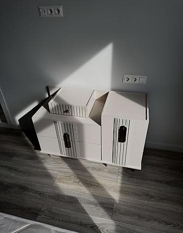 sofa bed: Спальный гарнитур в современном стиле в связи с переездом продаю — 8