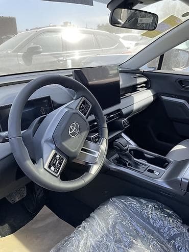 zimmer e9 pro: Toyota RAV4: 2026 г., 2 л, Автомат, Бензин, Кроссовер — 6