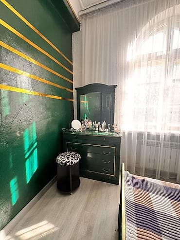 Офис эмереги: Продаю мебель 20000 город карабалта — 2