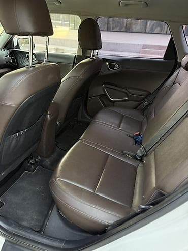 киа 45: Kia Soul: 2019 г., 1.6 л, Робот, Бензин, Хэтчбэк — 10