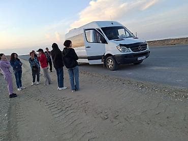 Пассажирские перевозки на микроавтобусе Mercedes‑Benz Sprinter -