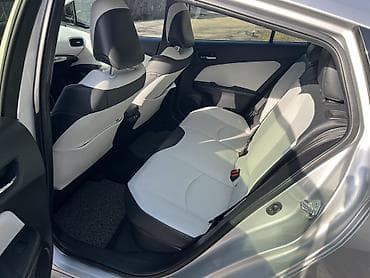 Продажа авто: Toyota Prius: 2019 г., 1.8 л, Вариатор, Гибрид, Хэтчбэк — 9