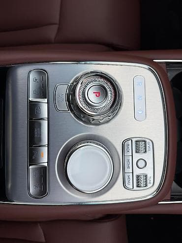 2025: Hyundai Genesis: 2025 г., 3.5 л, Автомат, Бензин, Седан — 10