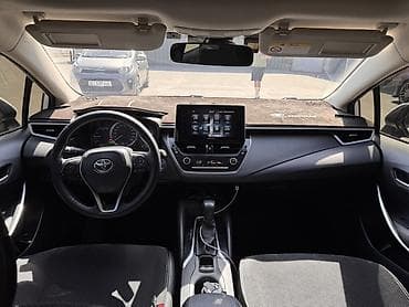 на corolla: Toyota Corolla: 2020 г., 1.8 л, Гибрид, Седан — 7