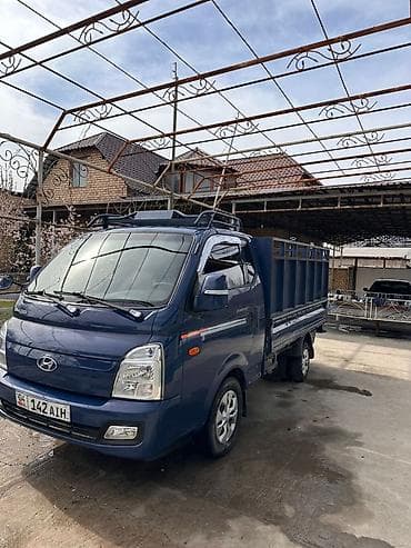 Легкий грузовик, Hyundai, Стандарт, Б/у at lalafo.kg Легкий грузовик, Hyundai, Стандарт, Б/у