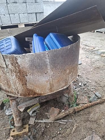 Бакча эмереги: Продаю мешалка 3 штук не рабочий 3 шт 30000 сом - Материал — 1