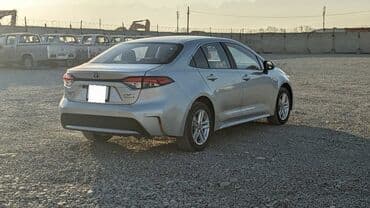 tayota runx: Toyota Corolla: 2020 г., 1.8 л, Вариатор, Гибрид, Седан — 4