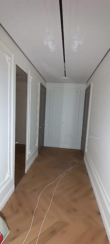 лампы люстры: Потолочная линейная система освещения скрытого типа - Узкий врезной — 6