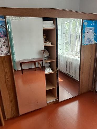шкафы бу бишкек: Шифоньер в отличном состоянии. Производство Германии. Раздвижные двери — 2