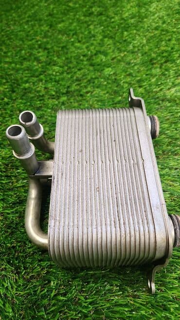 e61: Масляный радиатор BMW 2007 г., Б/у, Оригинал, Германия — 2