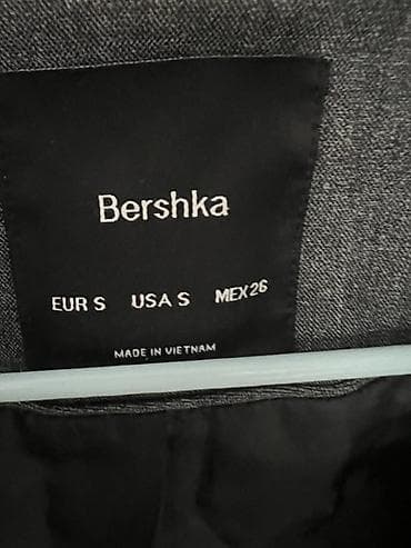 Пиджаки, жакеты: Жакет Bershka - Классический серый цвет, меланж. - Прямой крой — 3