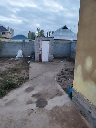 Үйлөрдү сатуу: Дом, новостройка, Ак-Бата (конечная), участок 4,30 сотки. - — 3