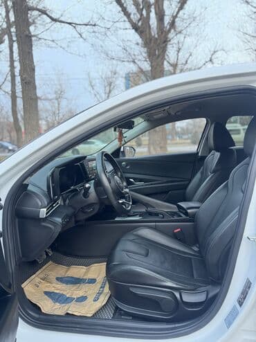 полик для авто: Hyundai Avante: 2020 г., 1.6 л, Автомат, Газ, Седан — 6