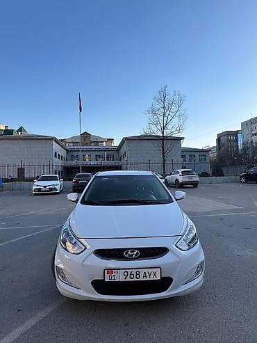 corolla e150: Hyundai Accent: 2019 г., Седан — 4
