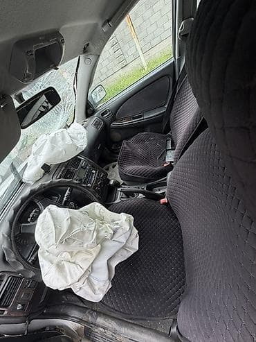 prius 30: Toyota Avensis: 2002 г., 1.8 л, Ручные, Бензин, Универсал — 7