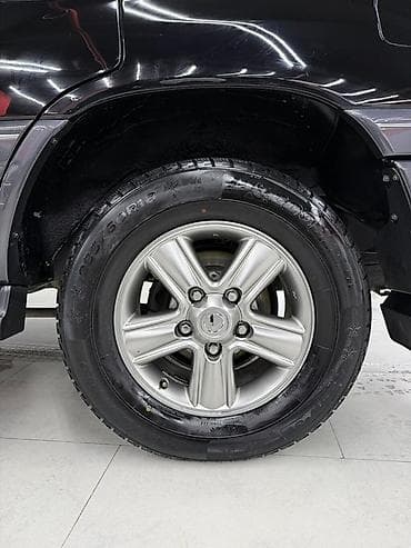 донголок 14 с: Lexus LX: 2006 г., 4.7 л, Автомат, Бензин, Внедорожник — 6