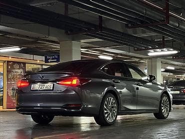 Lexus: Lexus ES: 2019 г., 2.5 л, Вариатор, Гибрид, Седан — 4
