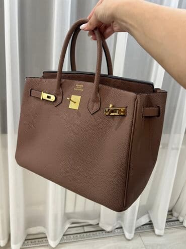 Аксессуарлар: Вместительная сумка почти новая — 1